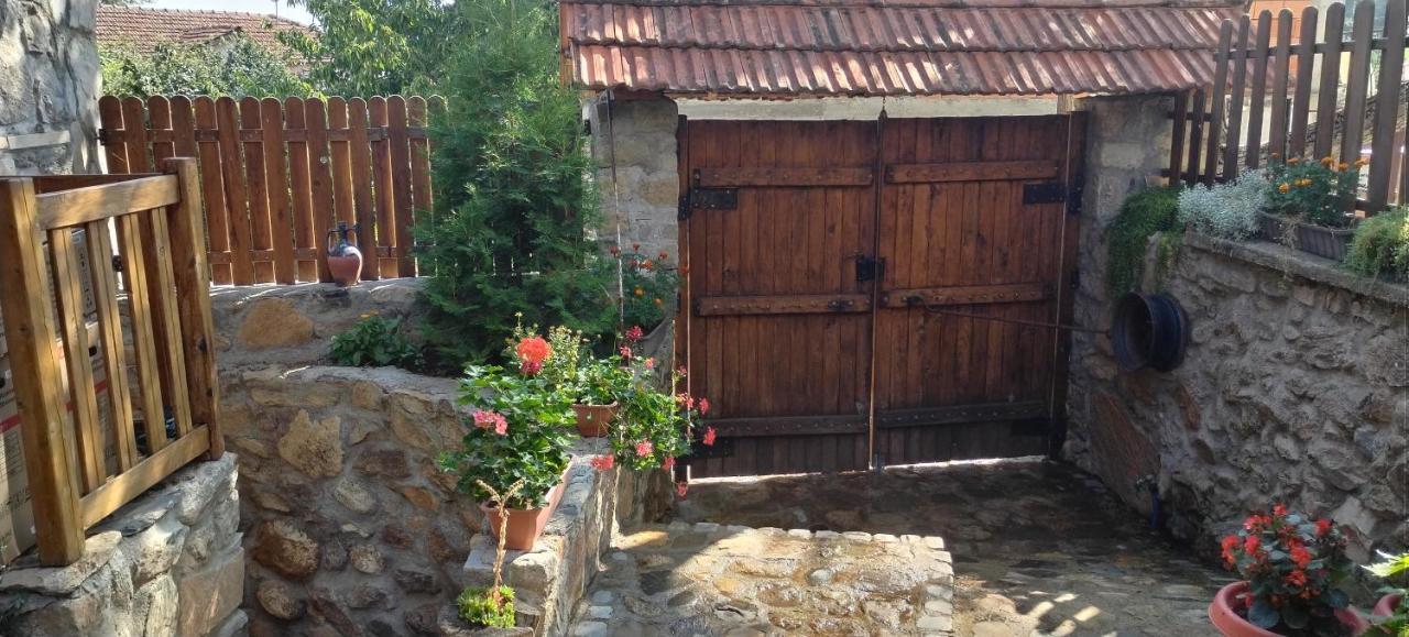 Villa Old House Bn Bituli Exterior foto